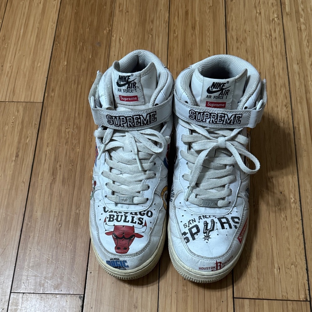 Nike Supreme White Graphic Sneakers